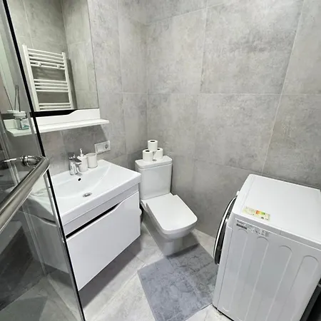 Apartment Near Mcdonalds New One Bedroom