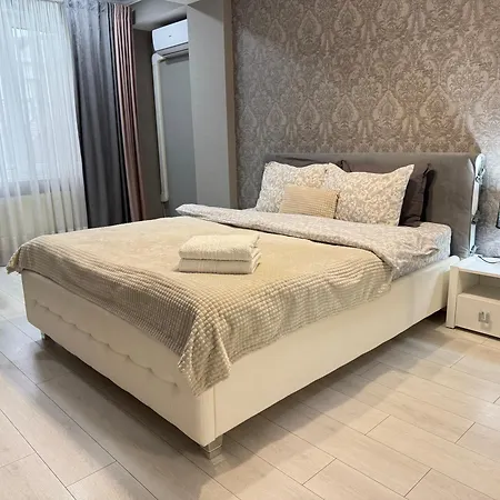 Near Mcdonalds New One Bedroom *